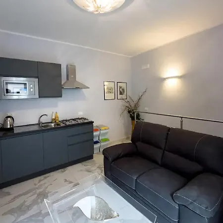 Elegante Monolocale Centro